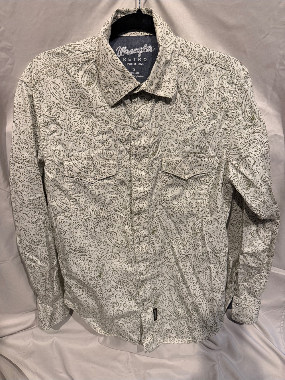 Wrangler Retro Men's White Paisley Button-Down Shirt